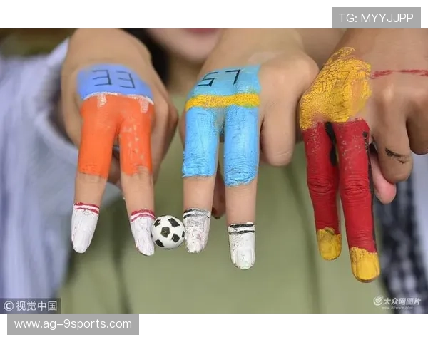 特色沙滩足球趣味赛，夏日激情一触即发，沙滩足球照片